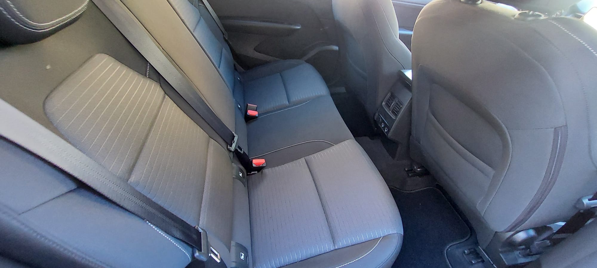 Renault Arkana 140CV MYH miniatura 7